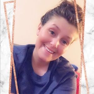 Meet your Posher, Corina